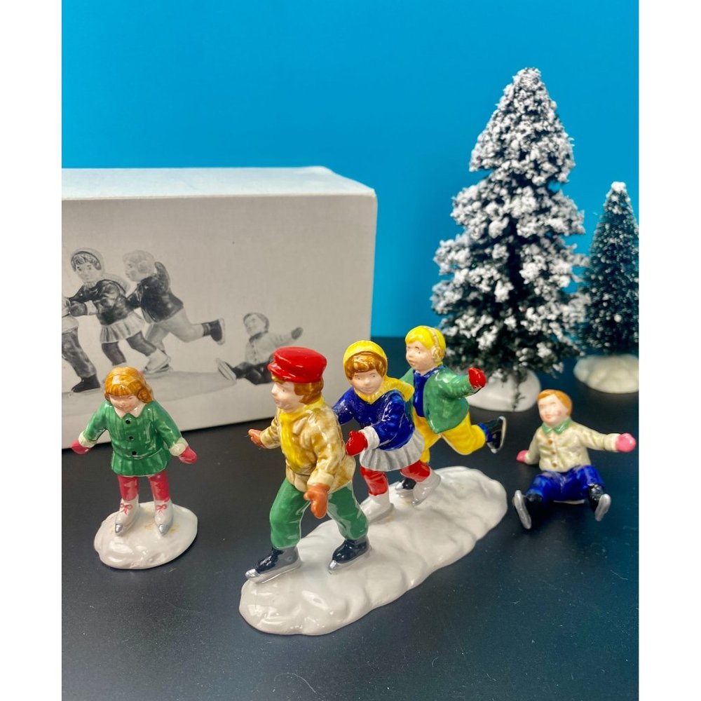 Department 56, Crack‎ The Whip Skaters, set of 3 figures #5171-3, w box, RETIRED